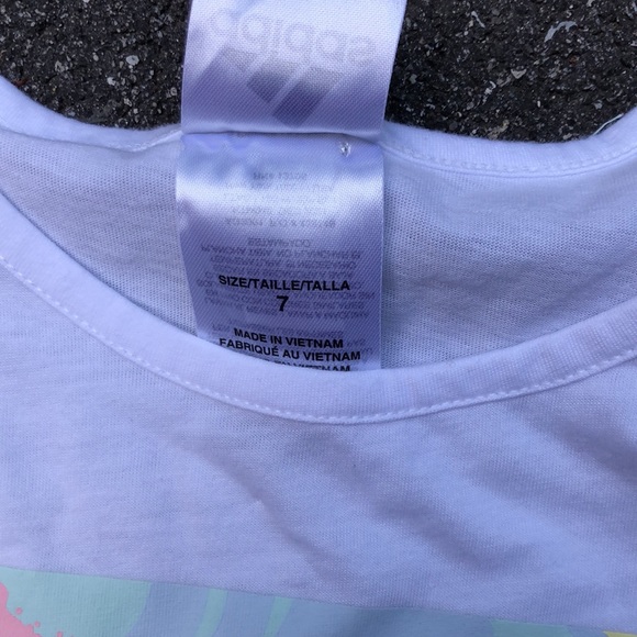 Girls size 7 Adidas T-shirt. - Picture 3 of 4